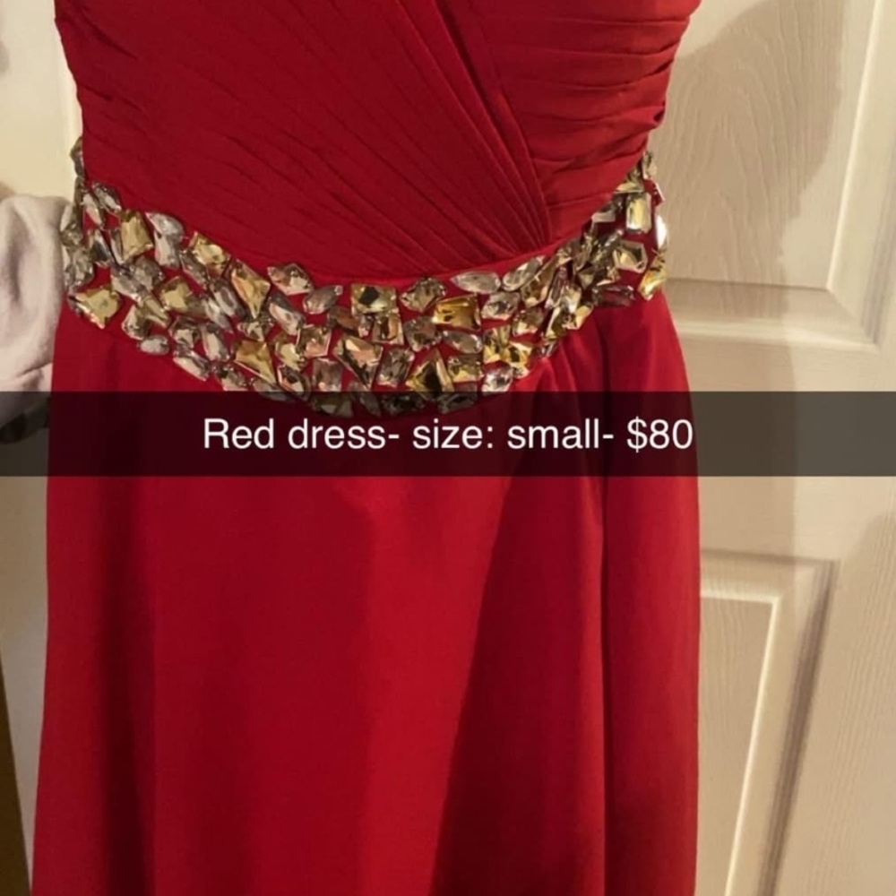 Source Unknown Red Gown with Embellished Waist